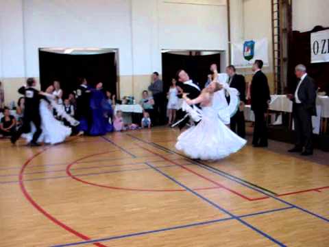 O zbraslavskou loutku 2011 - valčík (Jan Chytra & Iva Lišková)