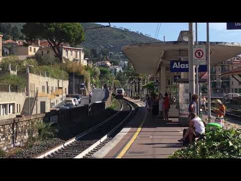 E402B 110 Trenitalia THELLO a Marsiglia arrivò a Alassio 23.08.2017