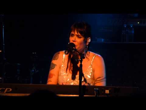 Beth Hart - LA Song - 10/26/14 The Birchmere - VA