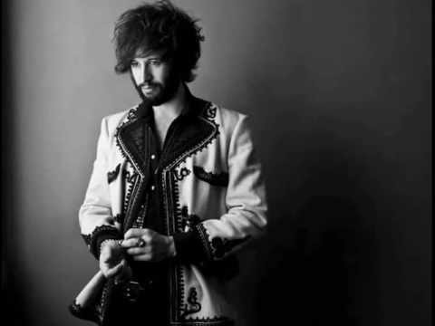 Adanowsky y Anita Tijoux  — Mon Amour