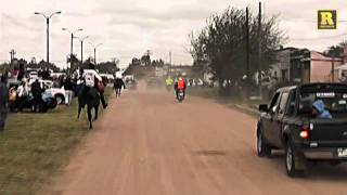 preview picture of video 'La ruta del raid 2011 - Llegada, Batalla de Nico Pérez'
