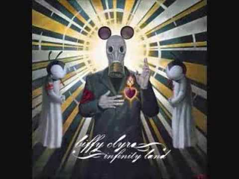 Videoclip de Strung to Your Ribcage — Biffy Clyro