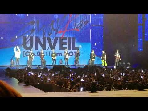 190427 #UnveilTourInManila [Fancam] Stray Kids Introduction (they spoke tagalog)