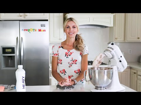 download lagu mp3 mp4 Cinnamon Buttercream Filling, download lagu Cinnamon Buttercream Filling gratis, unduh video klip Cinnamon Buttercream Filling