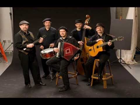 Cafe Accordion Orchestra - Salsipuedes