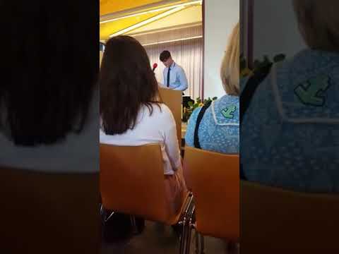 Die beste Abschlussrede aller Zeiten 😂🎓
