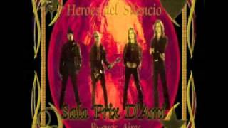 Bunbury con Héroes del Silencio canta "El Arriero" en 1994