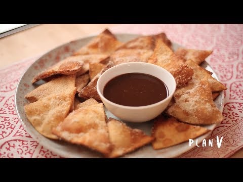 Nachos dulces con salsa de chocolate
