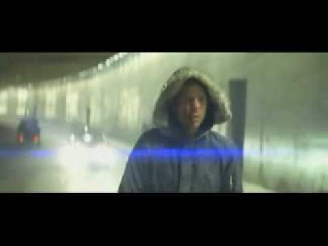 Radiohead feat U N K L E and DJ Shadow Rabbit in Your Headlights