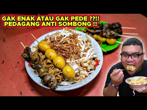 GAK ENAK ATAU GAK PEDE ?! GAK BOLEH SOMBONG ABANGNYA..