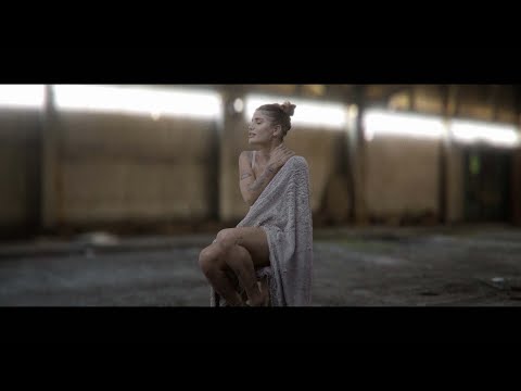 Martina La Peligrosa - Resucitar (Video Oficial)