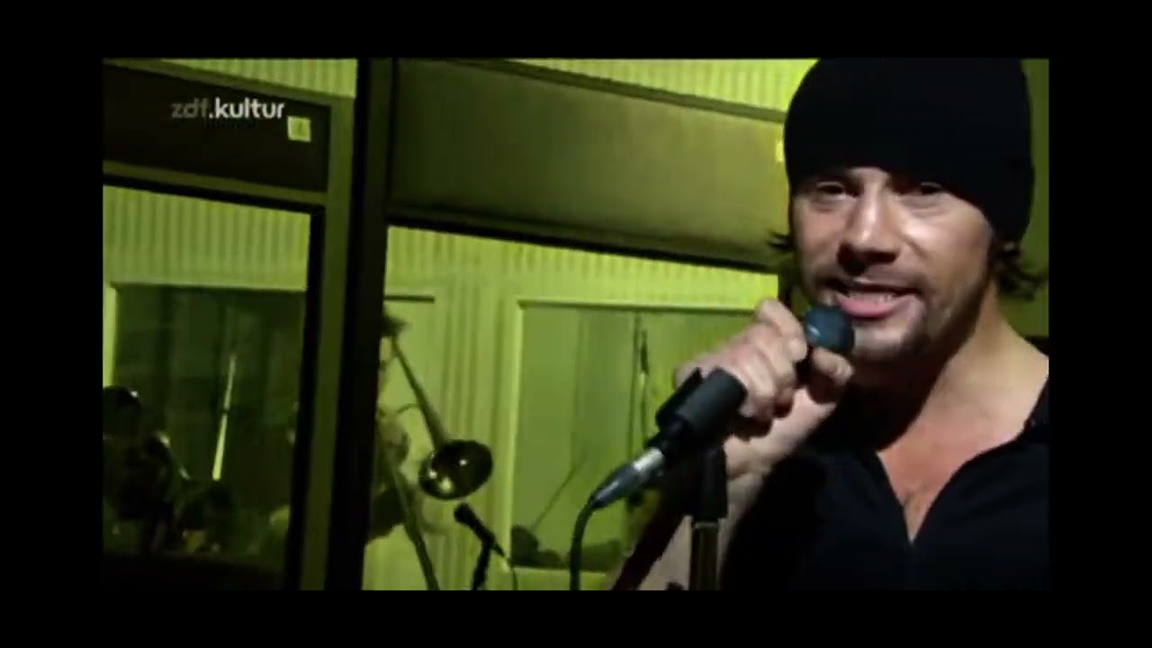 Runaway - Jamiroquai (Live)