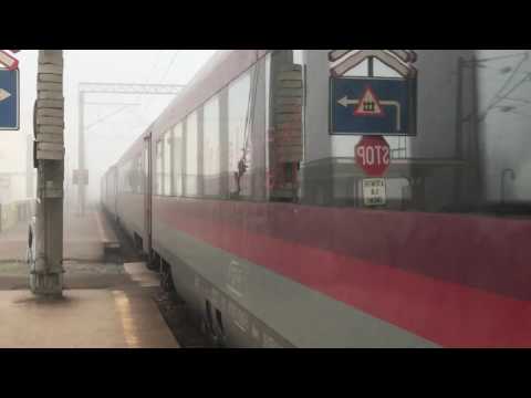 CFR 461-058 passes Pajura with a Bucharest bound express