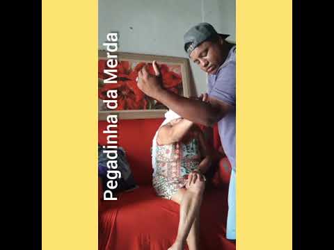 PEGADINHA: JR BOBINHO C/ A MERDA NO BRAÇO