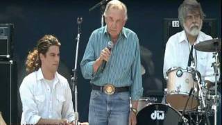 Ray Price - Heartaches By The Number (Live at Farm Aid 2011)