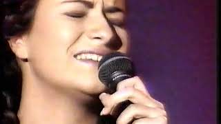 Laura Pausini - En ausencia de ti @ Septimo de caballería (1998)