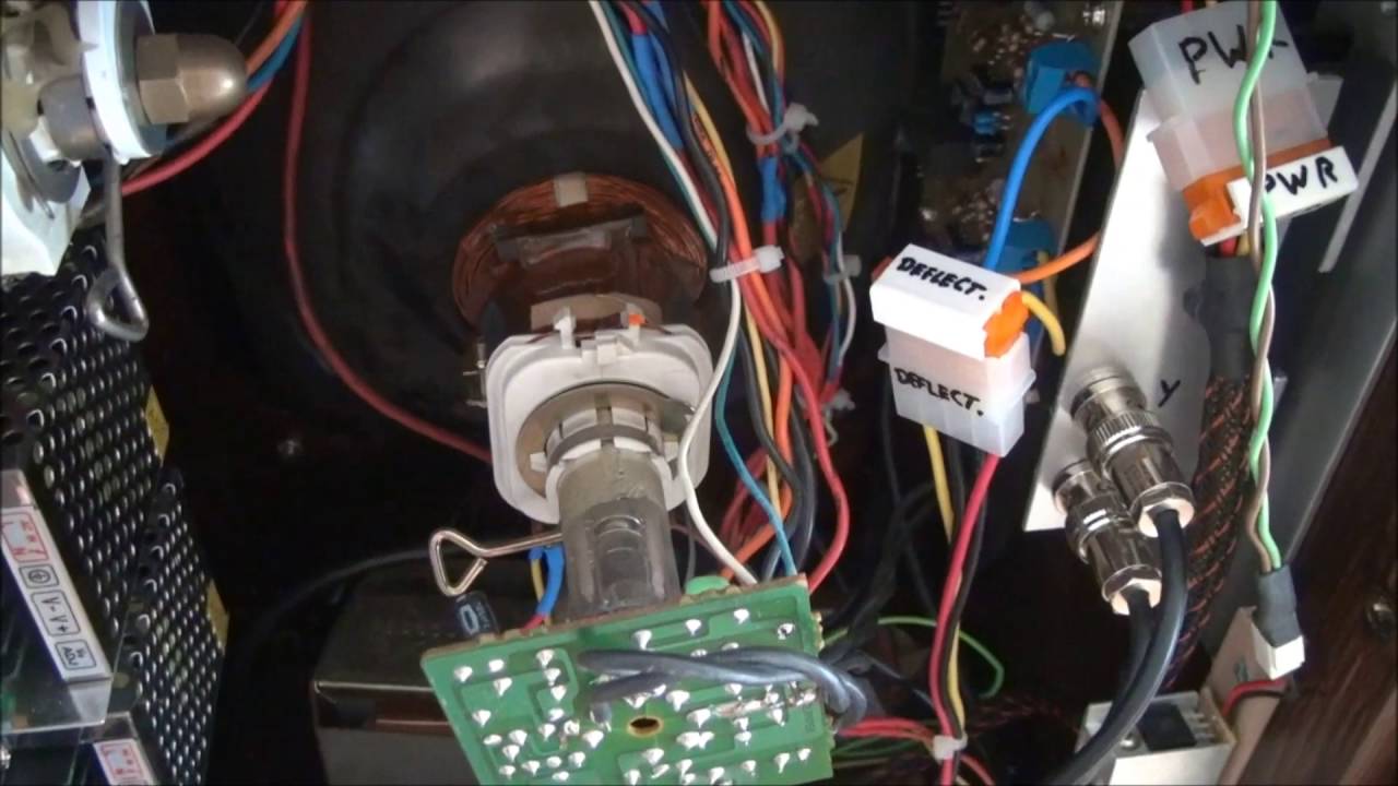 vectortron - a versatile crt vector graphics display