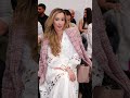 Frühlingslook Für Die Fashion Week Fashion Looksprimavera Fashionweek