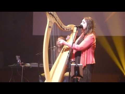 Moya Brennan - 1020 Hills in my life 2017 (An Seanduine Dóite)