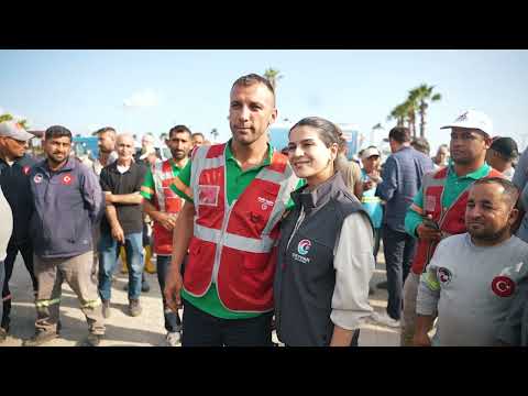 Başkan Vekili Yıldız Hem Vatandaşların Bayramını Kutladı Hem Personelle Bayramlaştı
