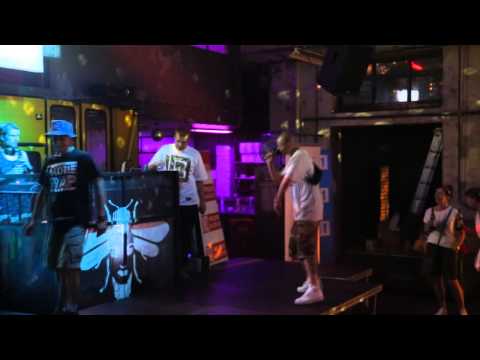 DAJĘ SŁOWO - ALIAS BLEKAUT VS MURZYN (GROUP A)