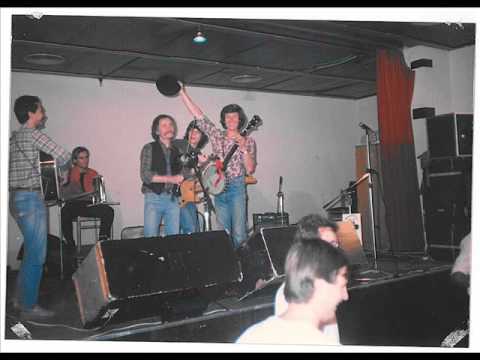 Tóth Kálmán és a kezdeti M. É. Z- Cigarette and Whiskey