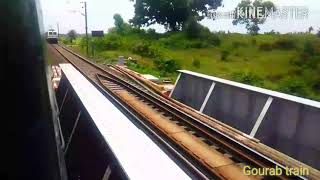 preview picture of video 'Overtake emu Coldfield express in nabagram'