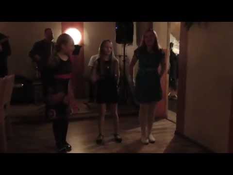 Nööp ja tantsutüdrukud