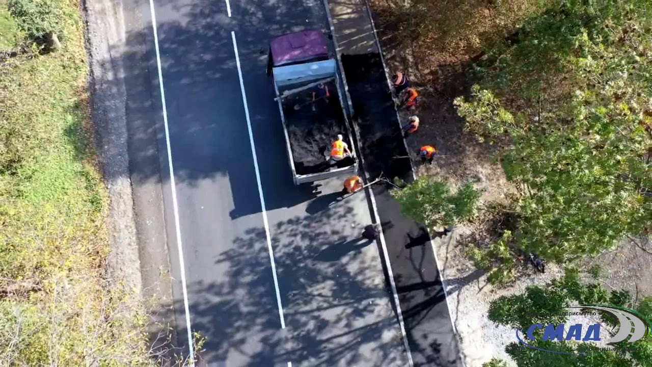 Влаштування тротуарів і дорожніх бордюрів в с.Селище
