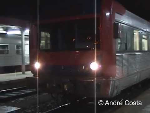 Abrantes à noite em 2004: UTE CP 2240 (Silício) e 1400 (English Electric) em manobras