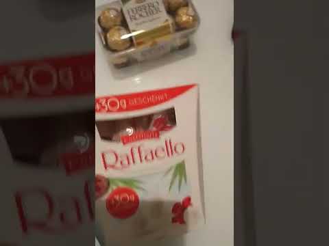 Raffaello Team vs Ferrero Rocher Team 🍫🍬 #shorts