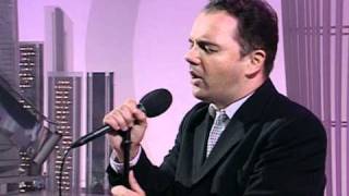 Download lagu Hue and Cry - Violently (TV 1994) mp3 Download lagu Hue and Cry - Violently (TV 1994) mp3