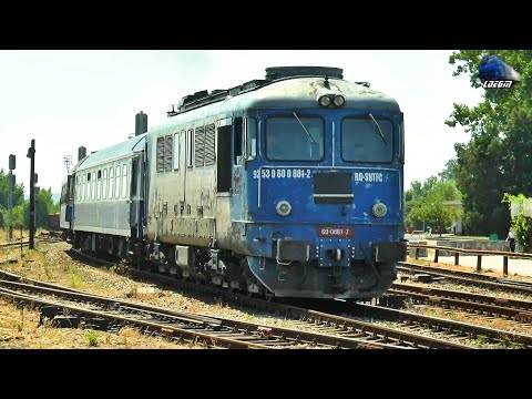 Fluieroasa 060-DA 60-0881-2 & Mecanic Super Engineer in Gara Oradea Est Train Station - 21 July 2022