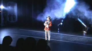 Kid Aged 9 sings Can You Feel The Love Tonight  (Acapella)