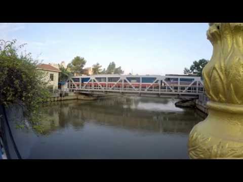Train SE8 Saigon - Hanoi in Ho Chi Minh City (2016)