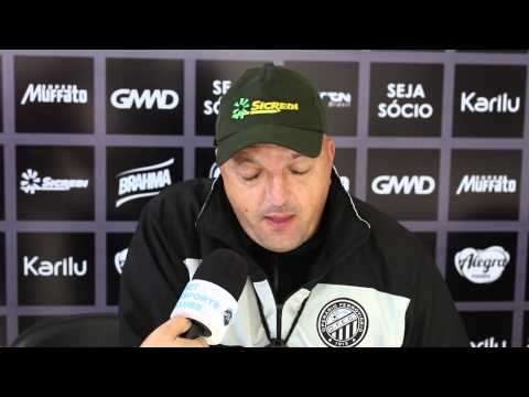 Danilo Báia e Marcos Paraná treinam no Operário