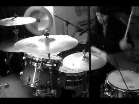 Nikky Watson improvised drum solo