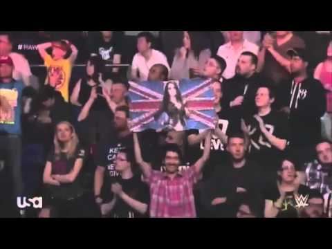 WWE RAW 04/13/15 Divas Battle Royal