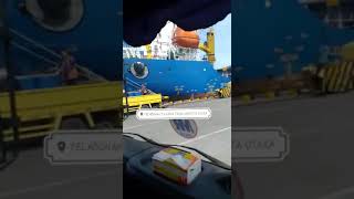 Download lagu story sopir trailer ' PROSES BONGKAR MUAT CONTAINER DI PELABUHAN ' mp3