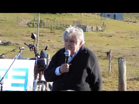 Inauguración de obras electrificación rural Cañas – José Mujica