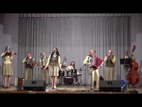 Zyplių dvaro kapela - Paprasti namai