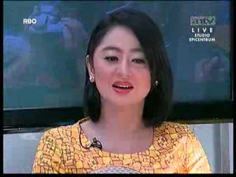 Dewi Persik bebas, curhat dewi saat di dalam penjara SOS Antv 15 Mei 2014