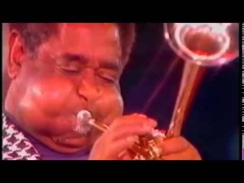 Dizzy Gillespie cheeks