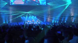 Tiësto - Suburban Train (live)