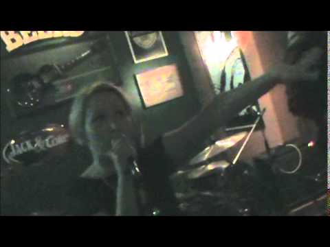 Lowpez Soundsystem - Out Of Time [live@Pub TwoBeers 21.03.2014]