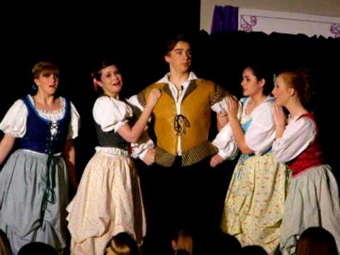 Gaston Silly Girls.AVI