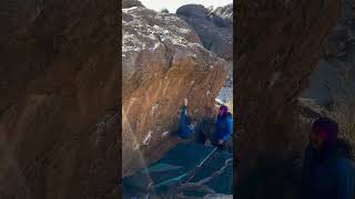 Video thumbnail of Amazing Little Halfboy, V5. Hueco Tanks