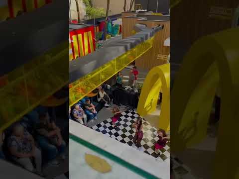 Méqui 1000 is McDonald's superstore in Brazil.