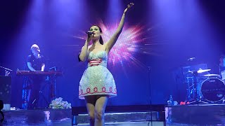 Sophie Ellis Bextor - Music Gets the Best of Me (live at Progresja)
