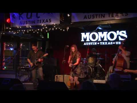 Margo Valiante - Lay Me Down